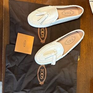 Tod's White Leather Tassel Loafers for Women